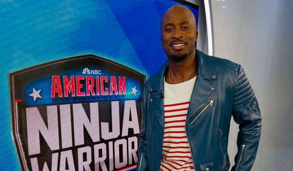 Akbar Gbajabiamila is a former NFL player turned TV host. 