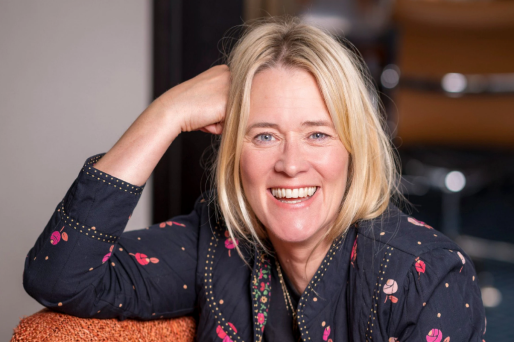 Edith Bowman
